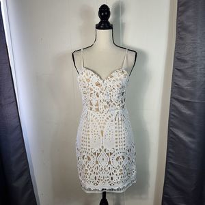 LUXXEL Nude White Lace Self-portrait Style Dress Size Medium